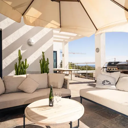 Lavish With Private Pool Villa *