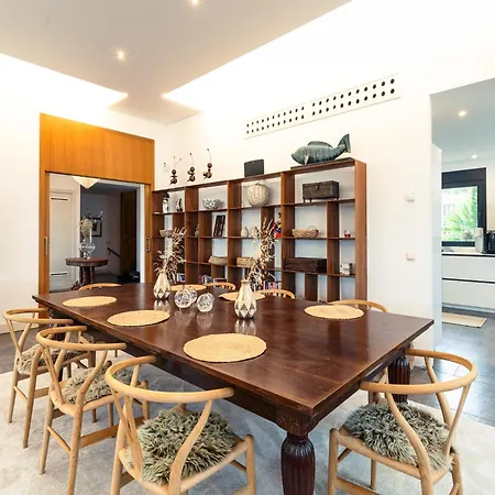 Lavish With Private Pool Villa *